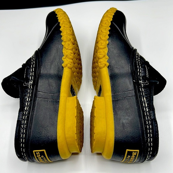 Bean boots by LL Bean size 7M looks brand new. - Picture 7 of 9